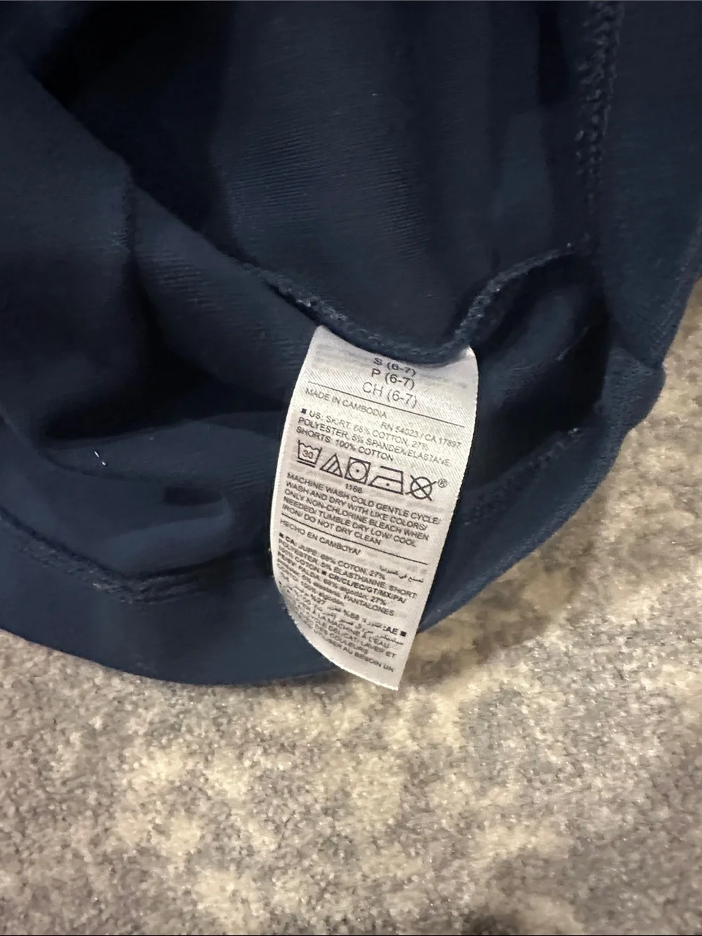Old navy kids Navy Pleated Mini Skirt size 6-7 S